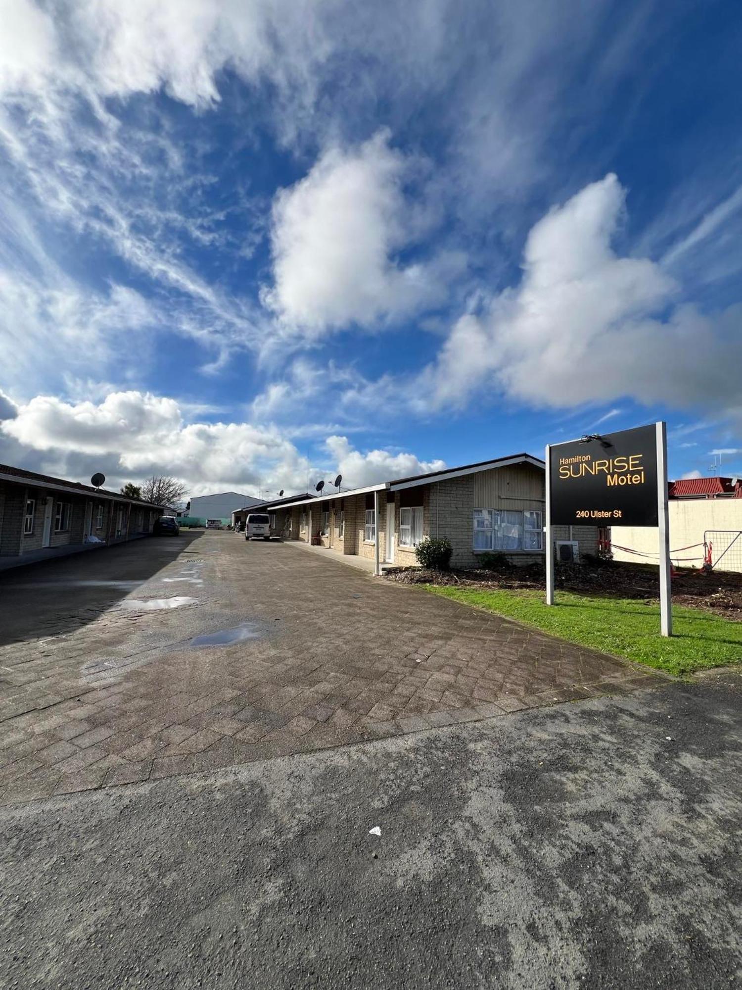 Hamilton Sunrise Motel Eksteriør billede